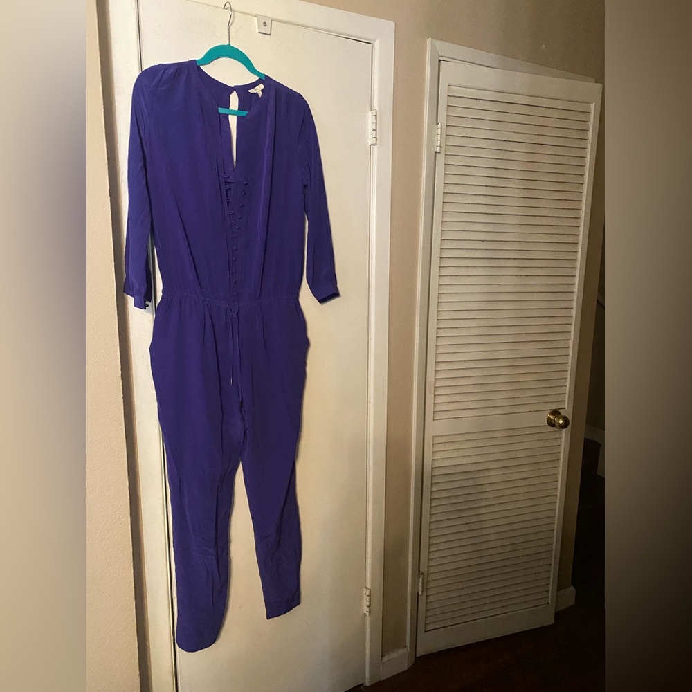 Brand New JOIE Purple Silk Elegant Jumpsuit. Side Pockets. Drawstring Coupe cut